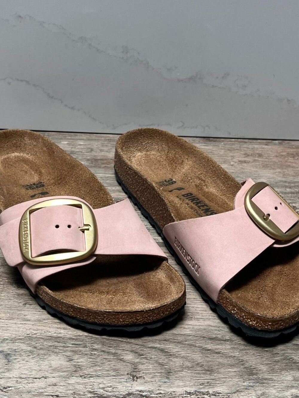 EUC Birkenstock Madrid BIG BUCKLE Soft Pink Gold Nubuck Leather Sandals Sz 38